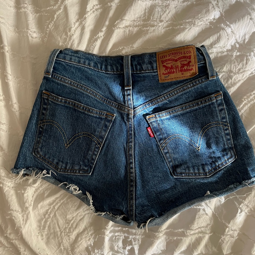 Levi shorts!!!